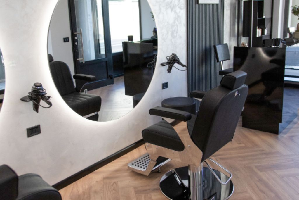 Arredamento Barber Shop stile moderno